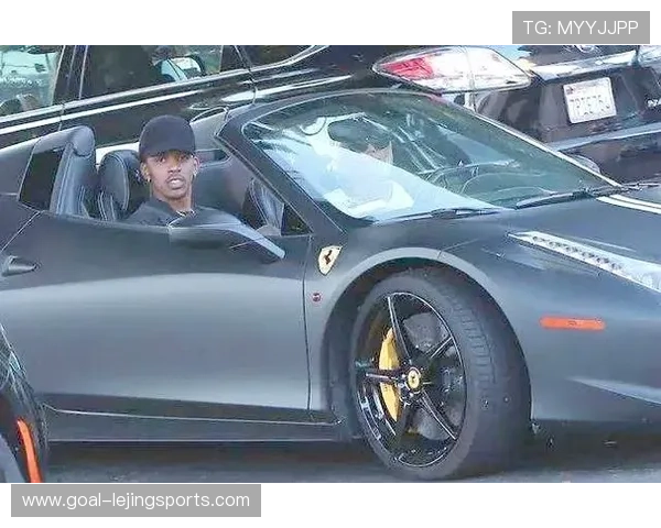 足球球星们的豪车大揭秘他们的私人座驾究竟有多奢华